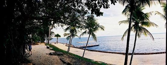 Viagem de carro pela Praia da Ponta Negra, em Manaus Viagem de carro pela Praia da Ponta Negra, em Manaus