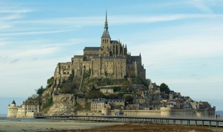 cultura medieval e roteiro de carro proximo de paris frança