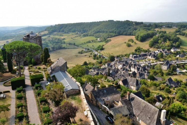 Vila de Turenne Roteiro perfeito na França