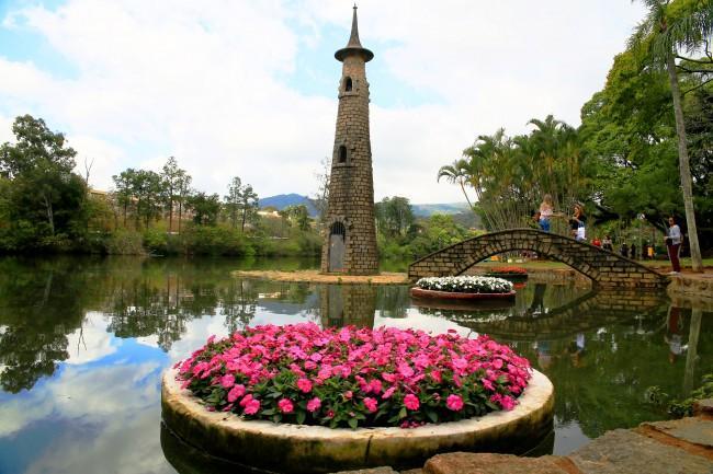 Atibaia durante a Festa de Flores e Morangos. Foto: Shutterstock
