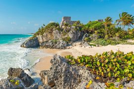 ancient mayan ruins in tulum mexico
