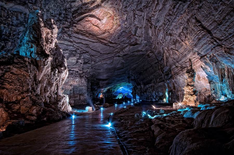 cuevas en las grutas de Cacahuamilpa