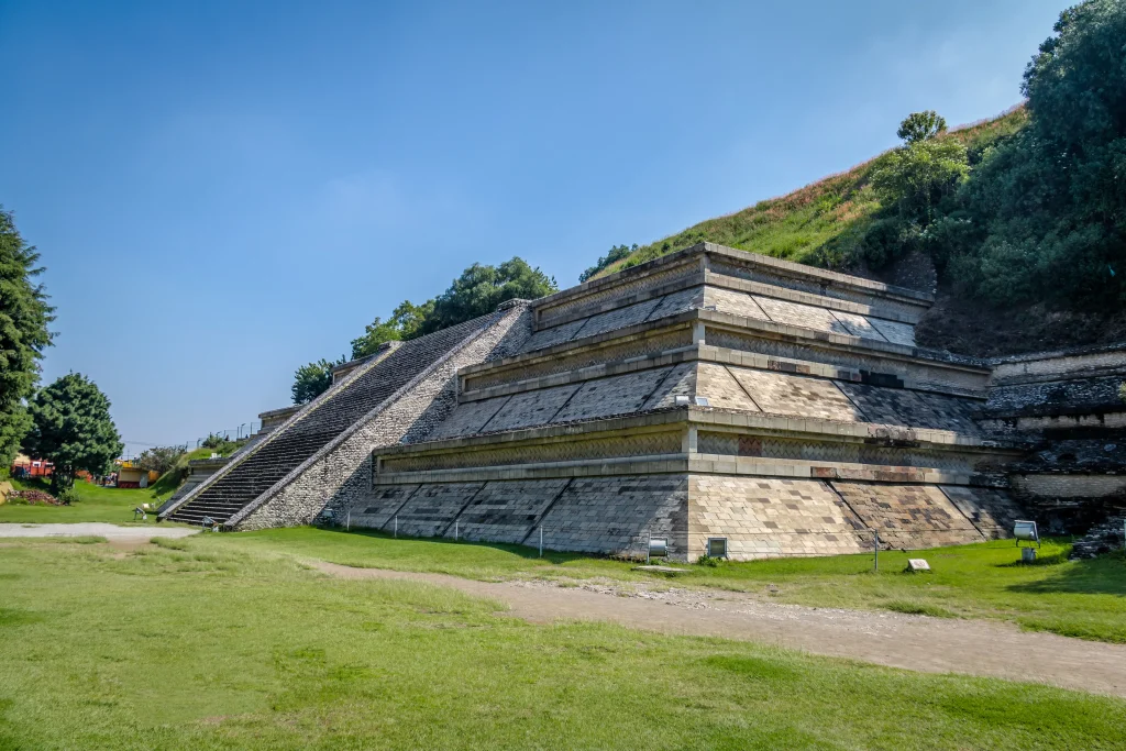 Foto de la gran Pirámide de Cholula.
