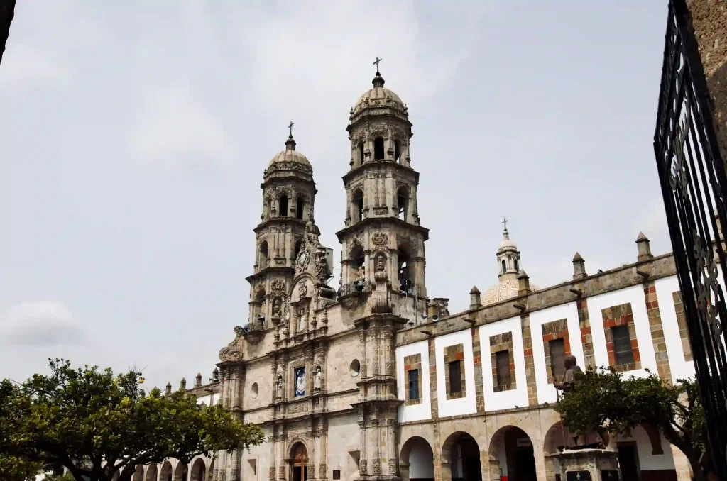Vista de la basílica de Zapopan en México, Guadalajara