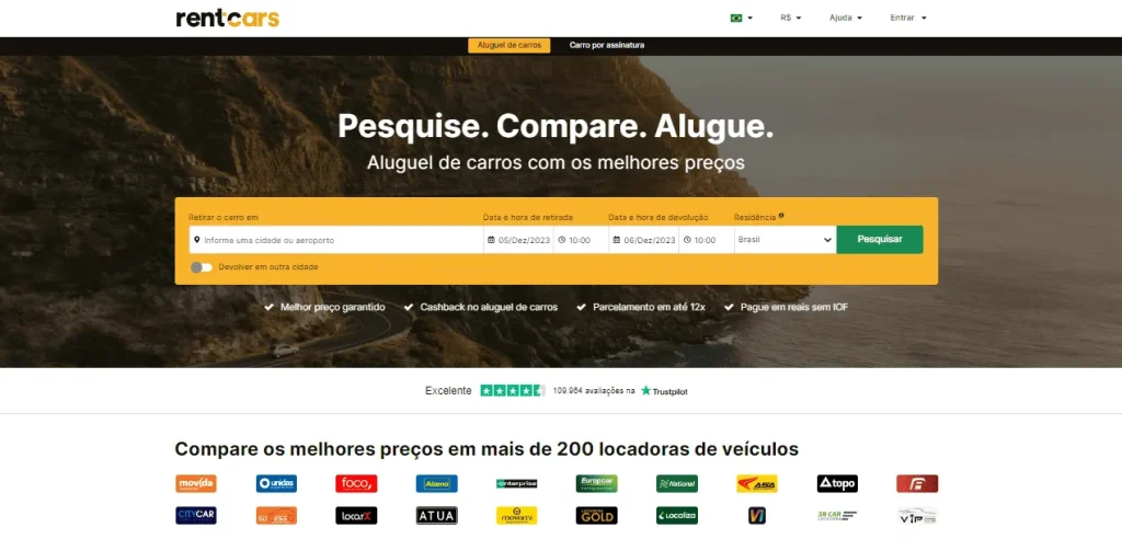 A imagem retrata o site Rentcars, a maior plataforma de comparação de preços e aluguel de carros da América Latina.