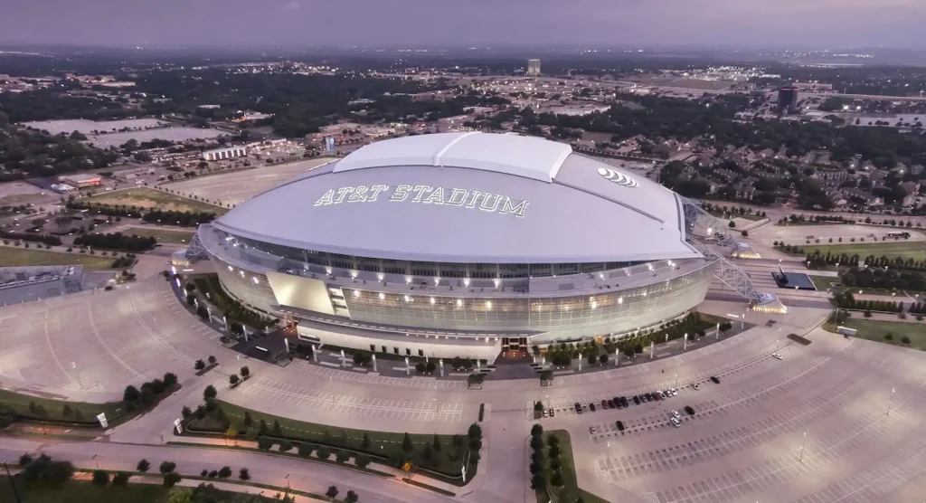 Foto del AT&T Stadium desde arriba, otra sugerencia de cosas que hacer en Dallas.